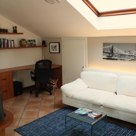 Bright Penthouse Close To Center With Terrace And Lake View Lecco Eksteriør bilde