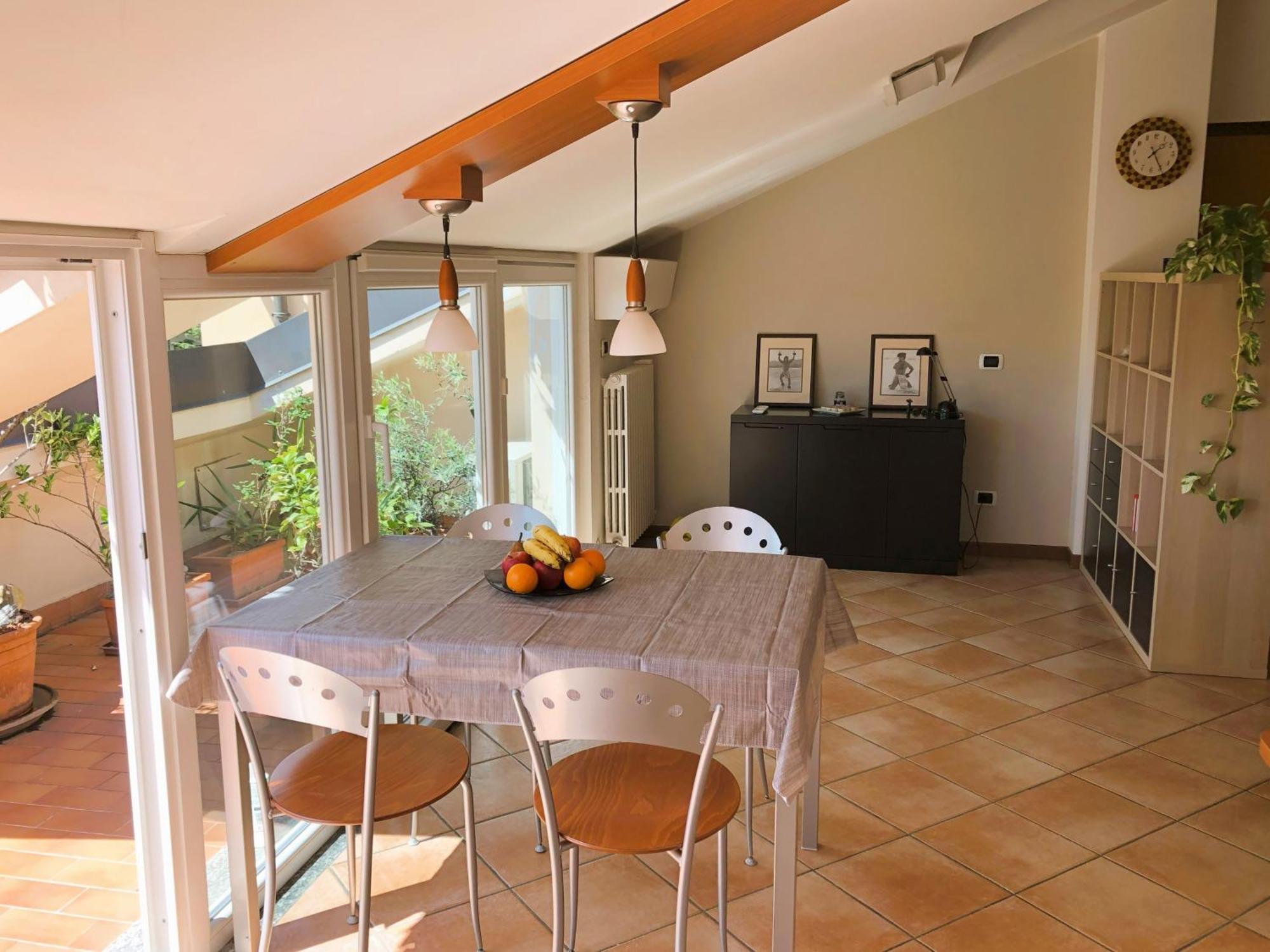 Bright Penthouse Close To Center With Terrace And Lake View Lecco Eksteriør bilde