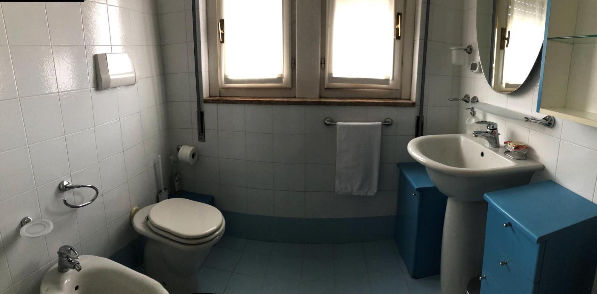 Bright Penthouse Close To Center With Terrace And Lake View Lecco Eksteriør bilde